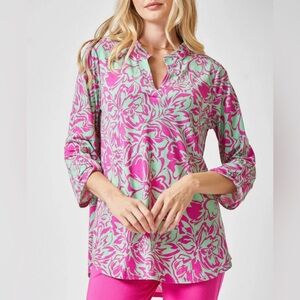 New! Dear Scarlett Lizzy Top